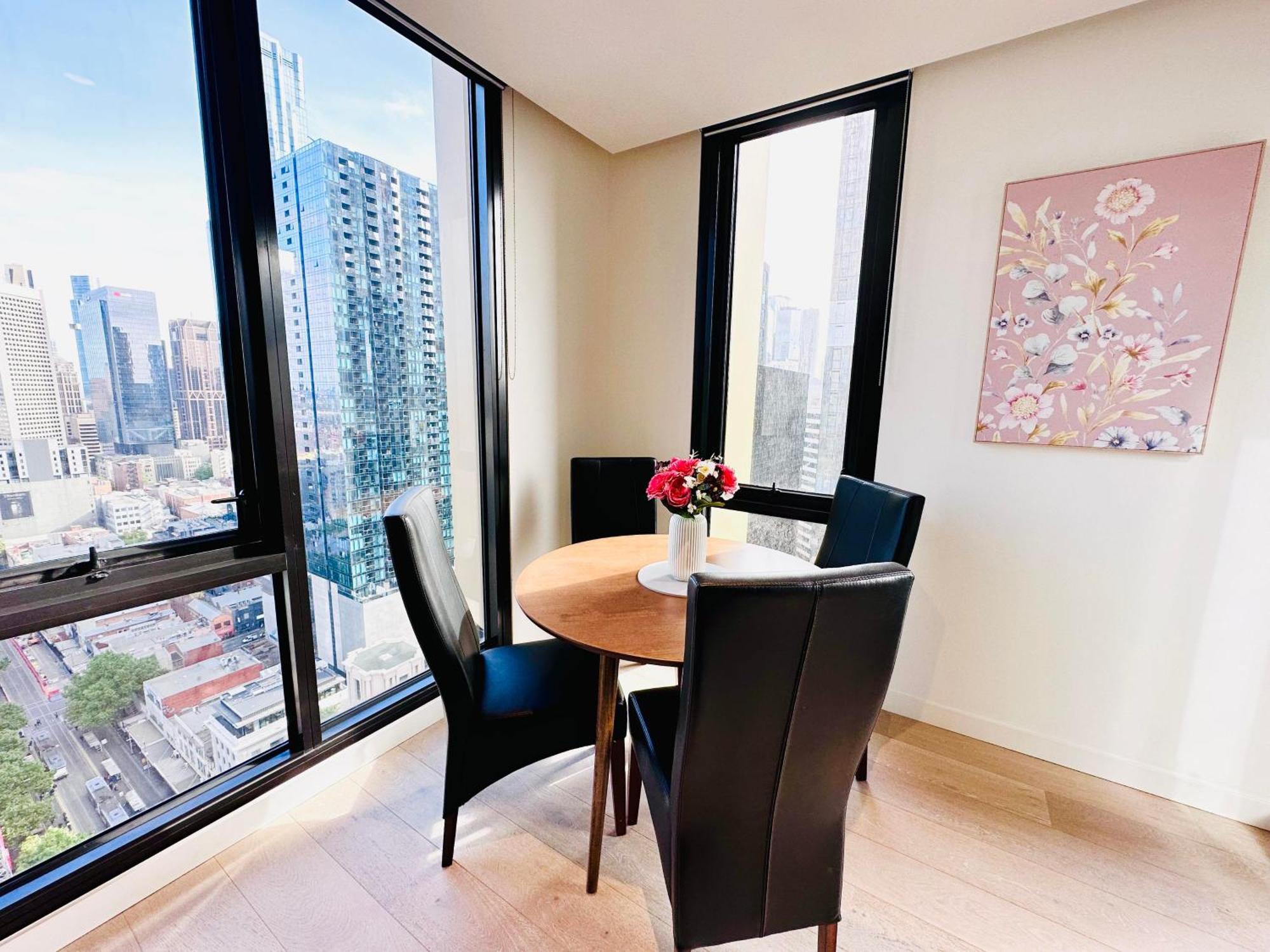 Melbourne Cbd Empire Apartment מראה חיצוני תמונה